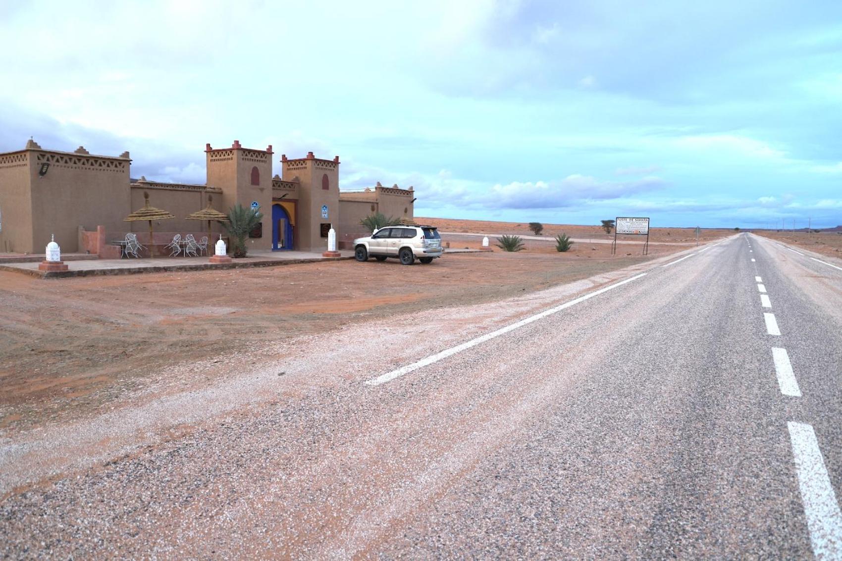Porte De Sahara Ouzina Esterno foto